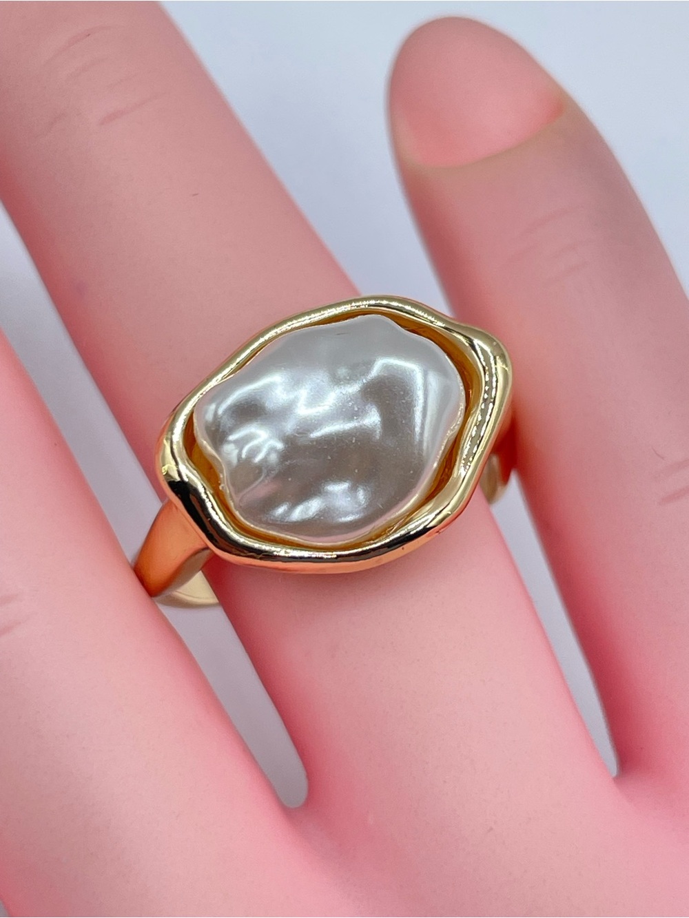 Gold Tone Faux Baroque Pearl Ring Boho Retro Statement Sz 8